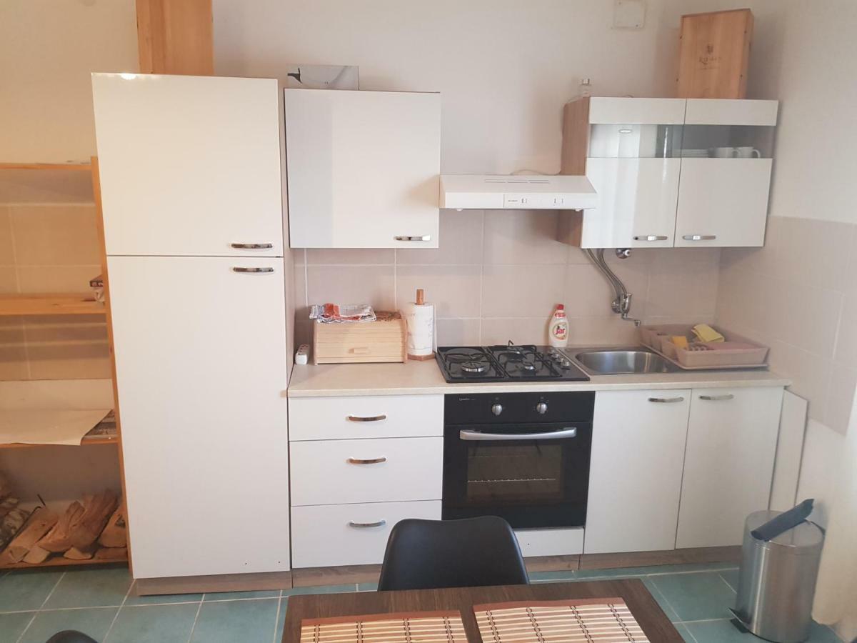 Apartmani Andrej Udbina Zewnętrze zdjęcie