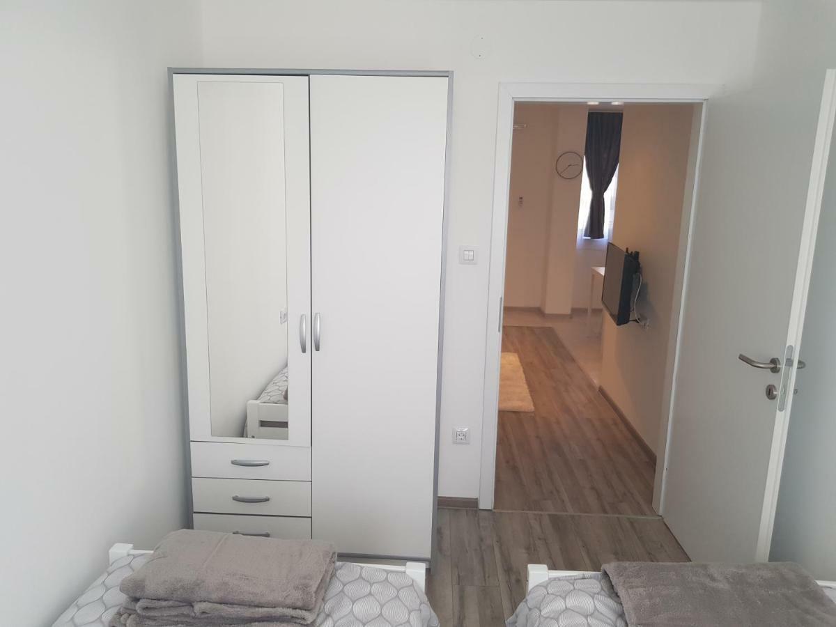 Apartmani Andrej Udbina Zewnętrze zdjęcie