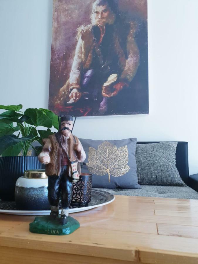 Apartmani Andrej Udbina Zewnętrze zdjęcie