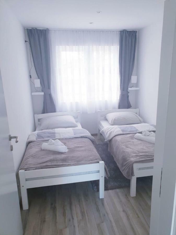 Apartmani Andrej Udbina Zewnętrze zdjęcie
